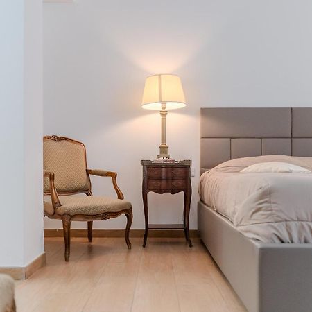 B&B Charme Lecce Exteriör bild